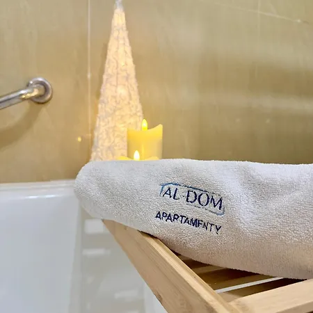 Al-dom Awangardia 211, W Dzielnicy Uzdrowiskowej, 300m Do Morza Колобжег