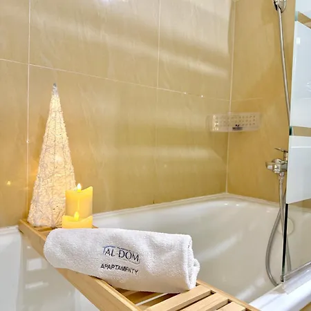 Al-dom Awangardia 211, W Dzielnicy Uzdrowiskowej, 300m Do Morza Appartamento