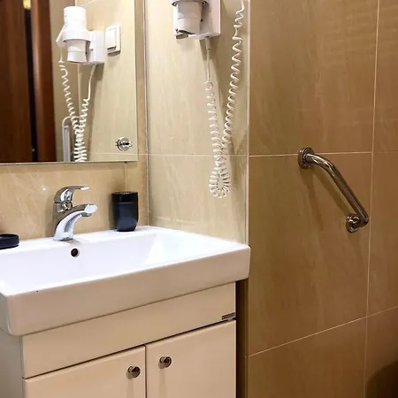 Al-dom Awangardia 211, W Dzielnicy Uzdrowiskowej, 300m Do Morza Appartamento *